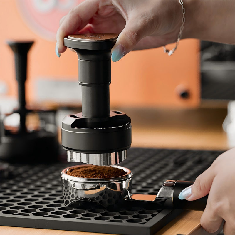 IKAPE 올인원 커피 디스트리뷰터 및 탬퍼-유니프레스 - Coffee Shop Equipment 리뷰 및 가격